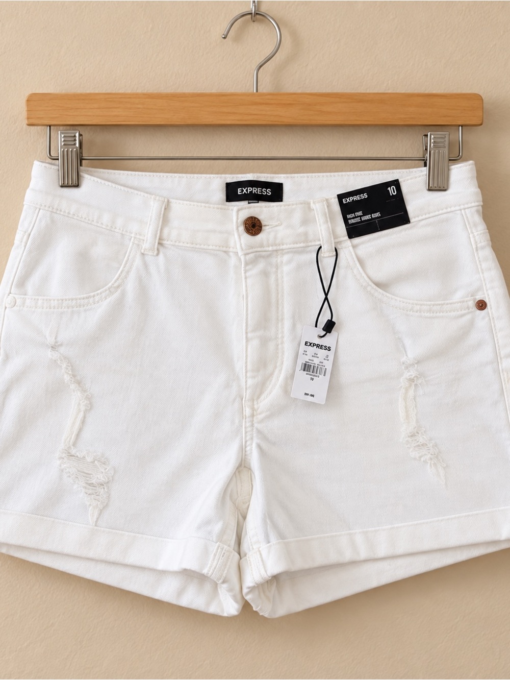 New Express denim distressed shortie super high-rise mom shorts, white size 10